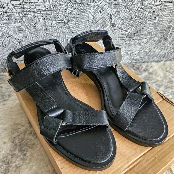 ASOS WHITE Bluebell leather sporty sandals in black - Picture 4 of 6